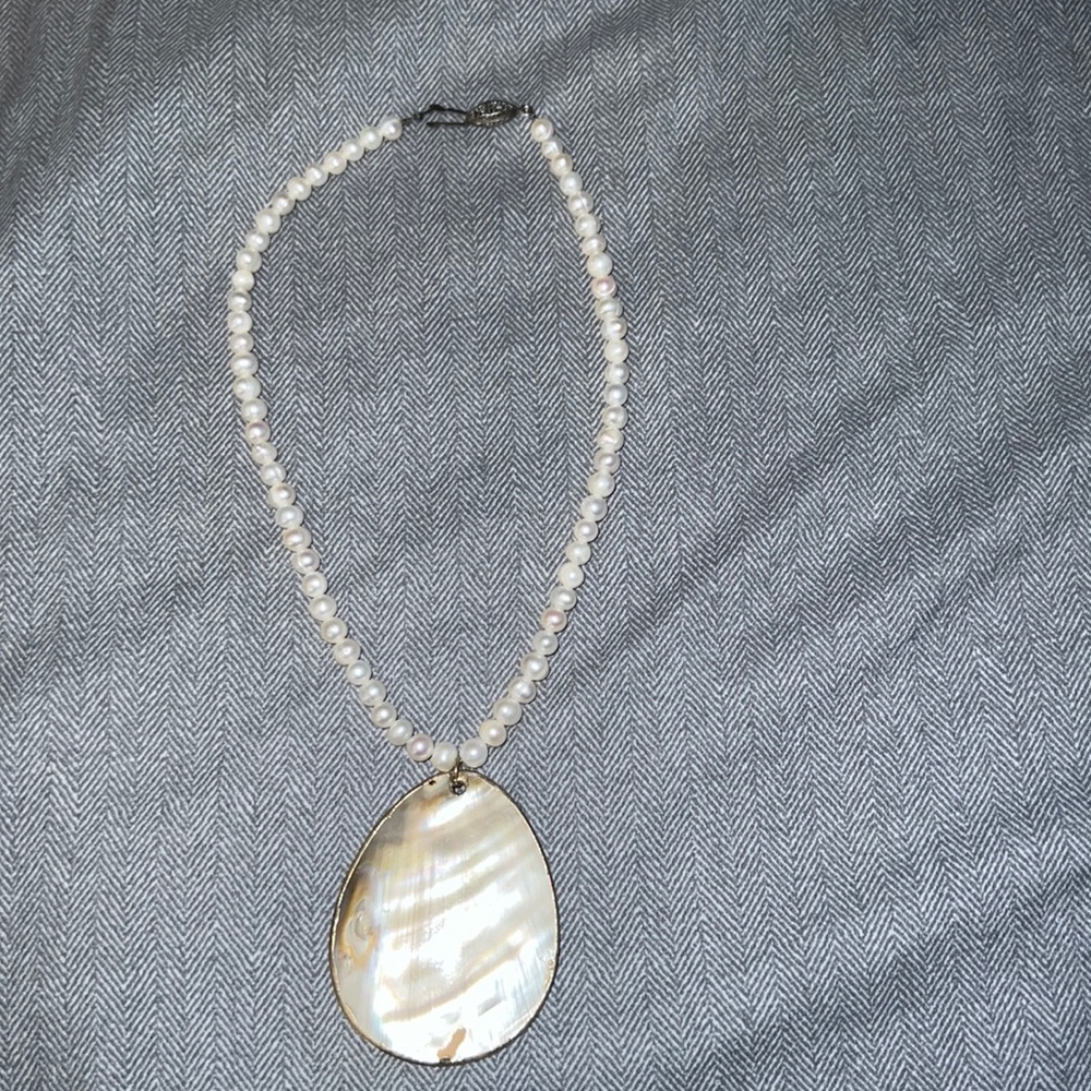 Water Pearl Necklace